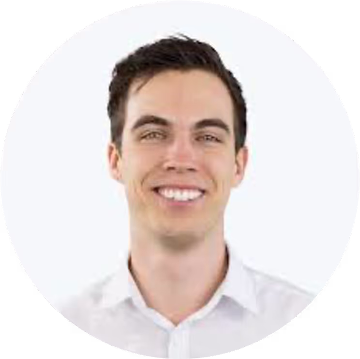 Dr. Timo Spinde